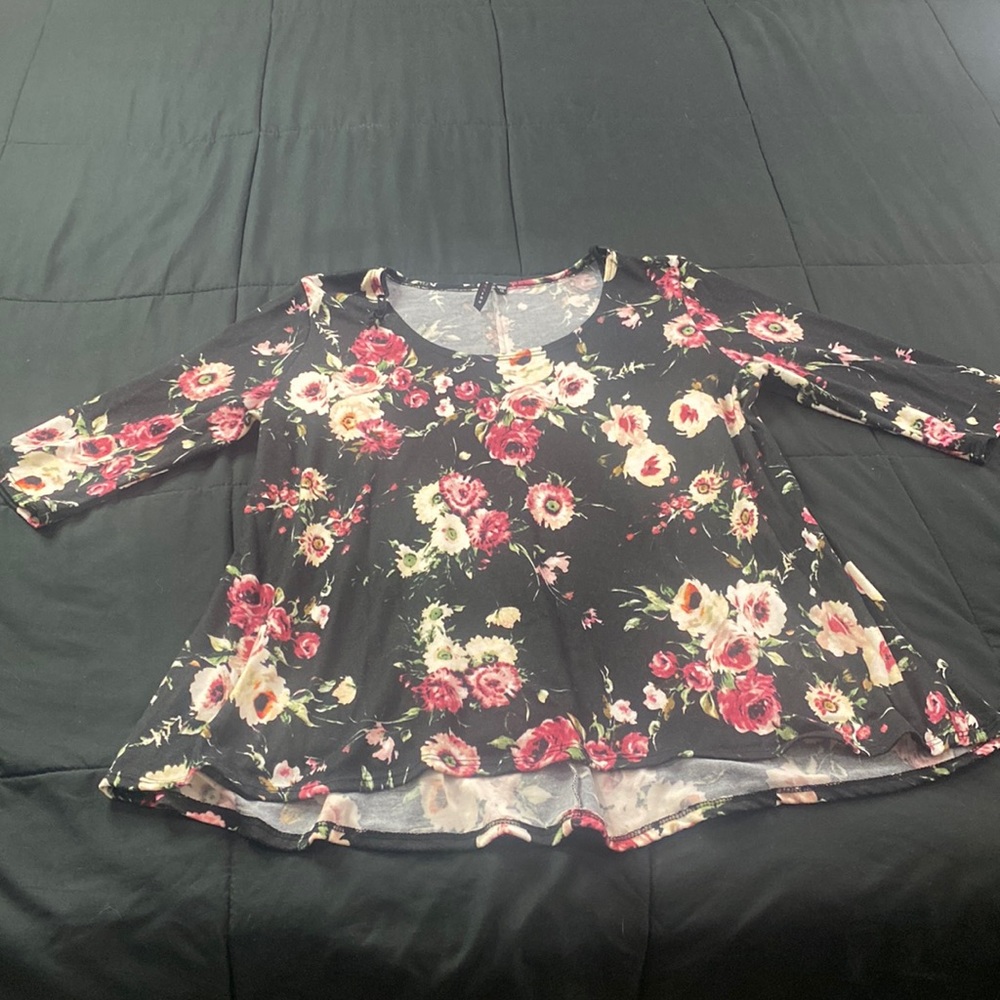 Obsession Women’s Floral Blouse 1X